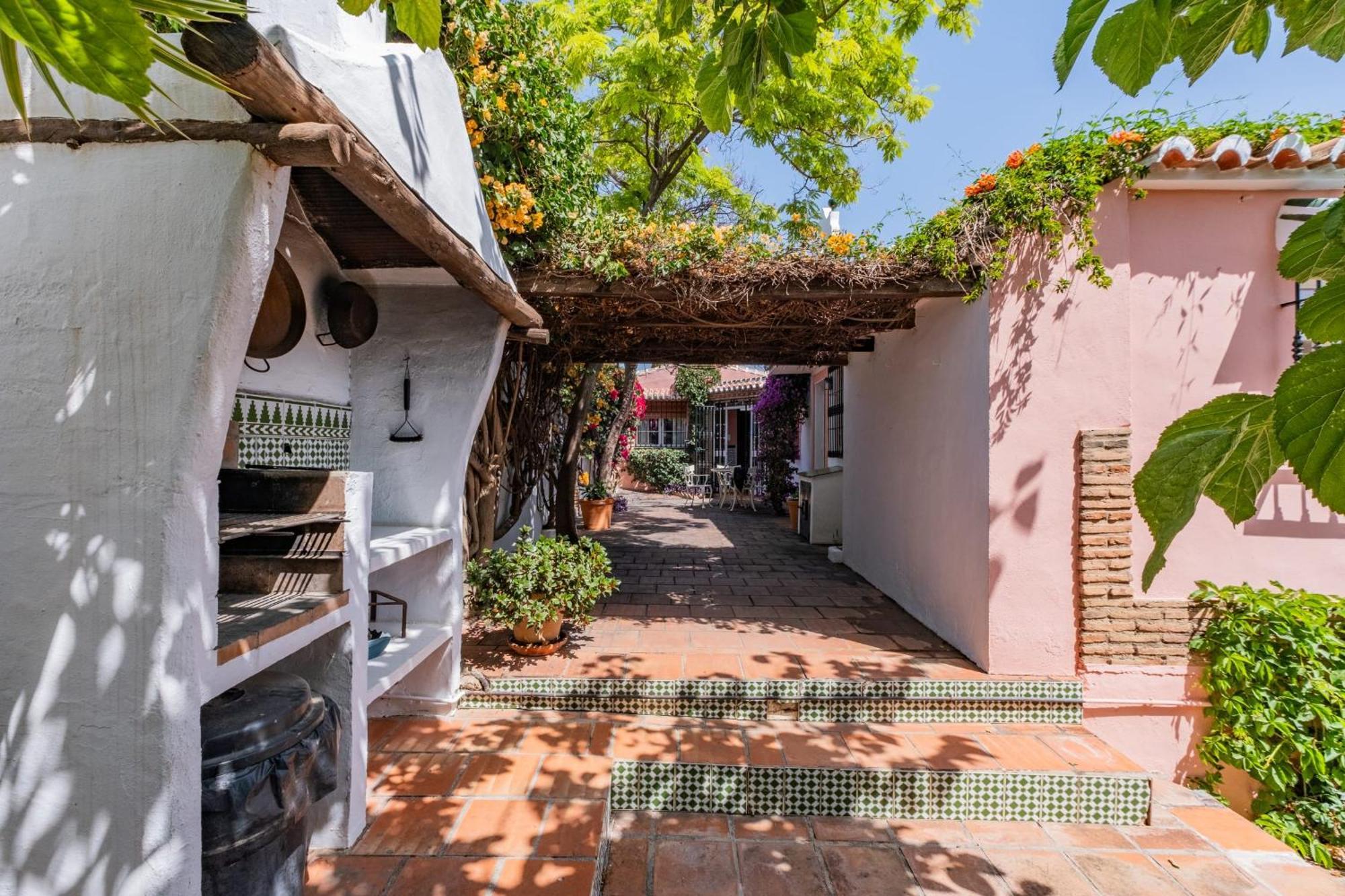 Charming House With Private Pool And Garden Nerja